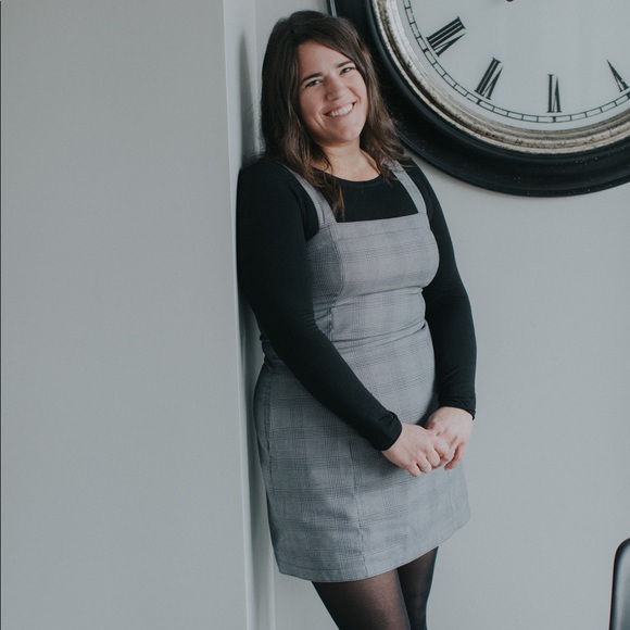 Meet your Posher, Jill - Picture 2 of 3